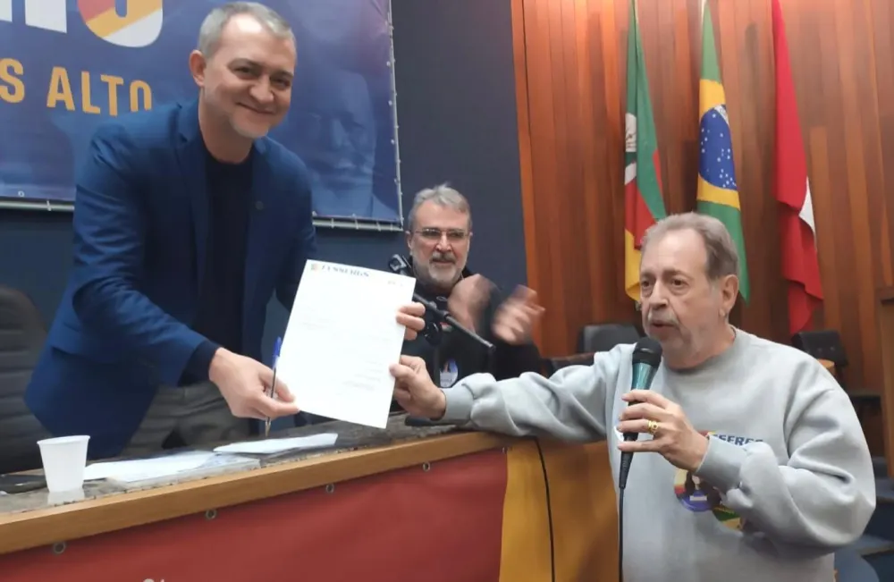 Fessergs entrega pauta de reivindicações dos servidores à chapa Juliana-Pretto